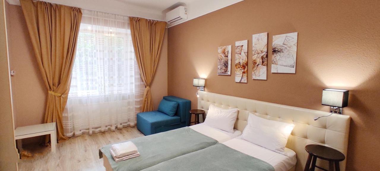 Apart Club Dzhambula Chernivtsi Ngoại thất bức ảnh